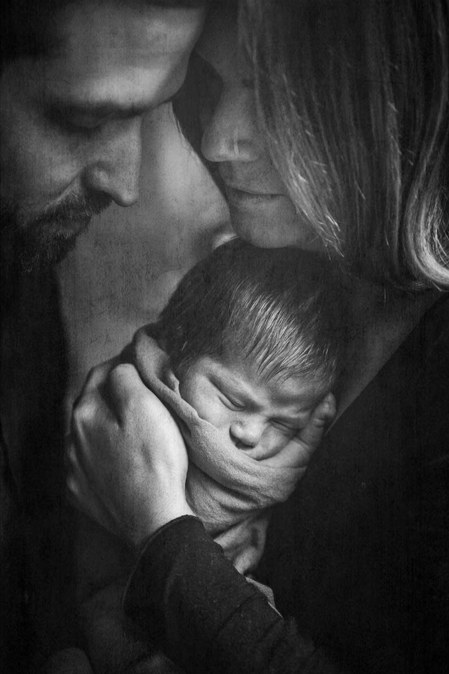 Künstlerische Familienfotoshooting Berlin in B&W